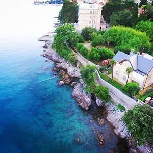  Apartman By The Sea Horvátország