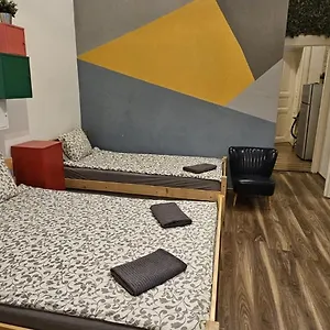 Very Apartment- 2 Bedrooms And 2 Bathrooms Apartment